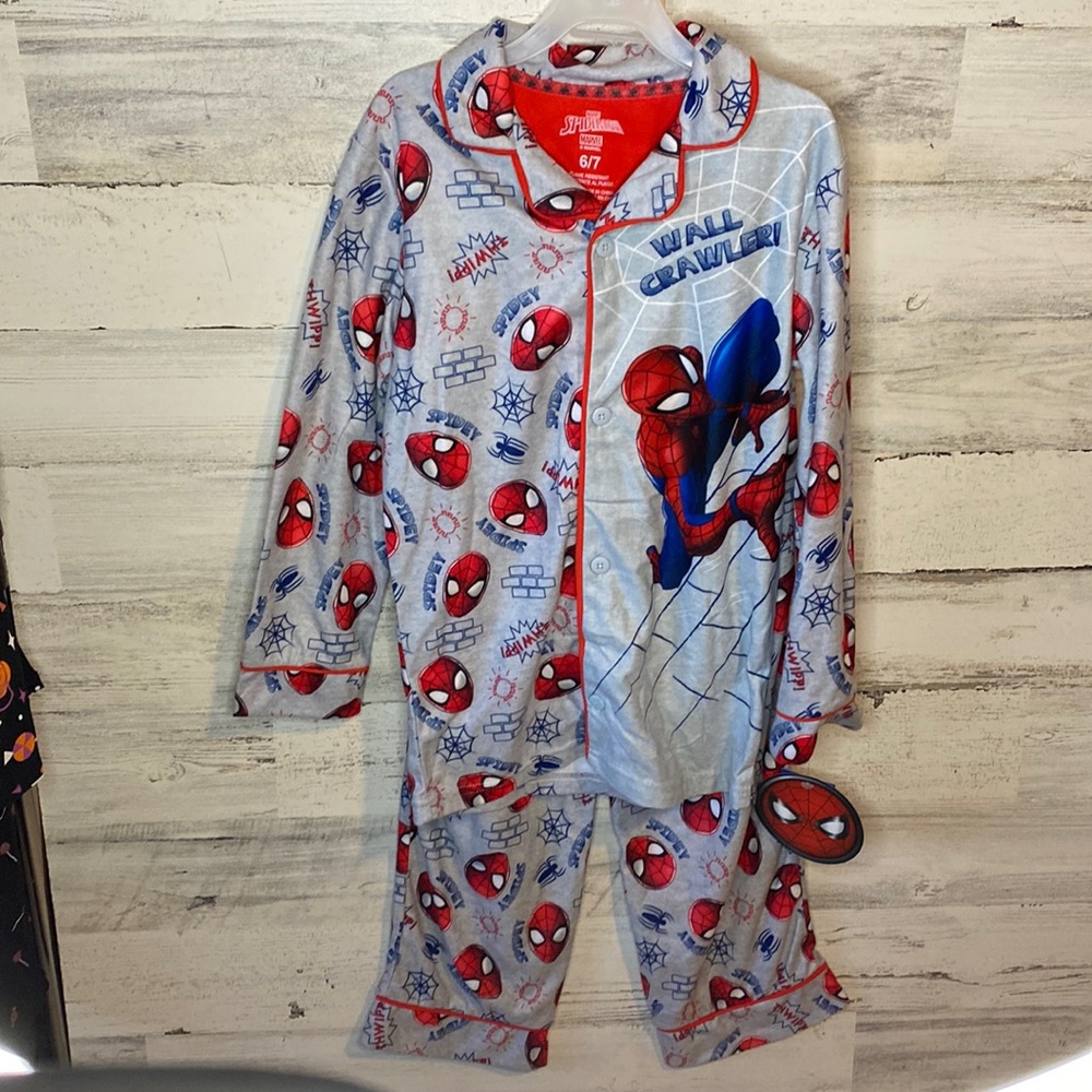Spiderman Spidey Boys Pajamas Size S NEW